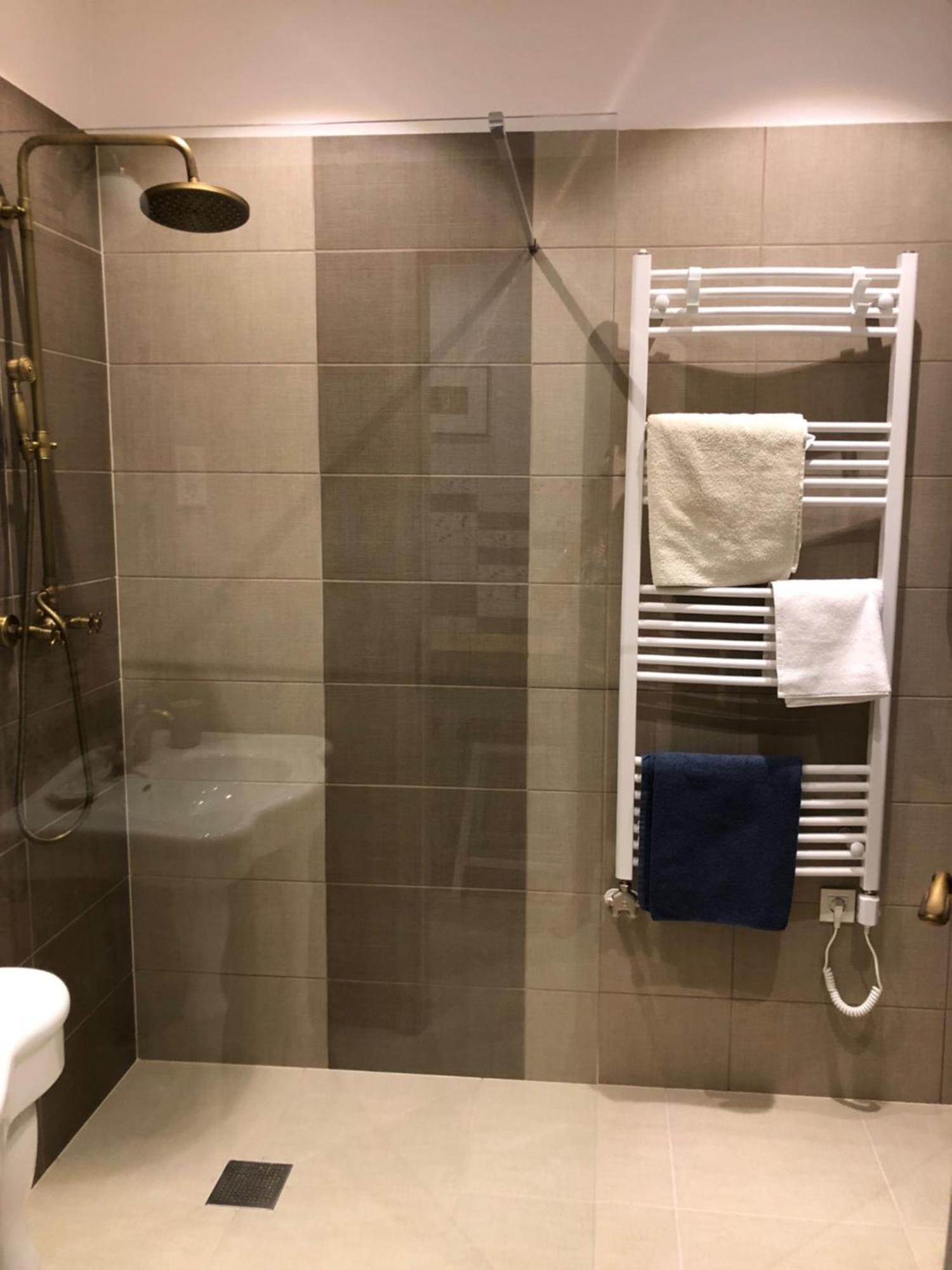 בודפשט All In Apartman V. מראה חיצוני תמונה